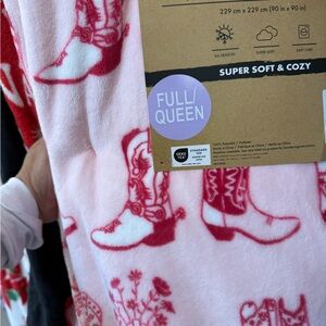 Wrangler Pink and Red Cowboy Boot Blanket